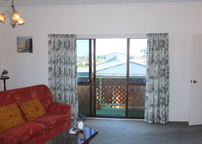  at 39 Shortt Street, Foxton Beach, Foxton