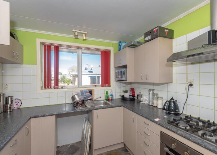  at 12 Sapphire Place, Chartwell, Hamilton