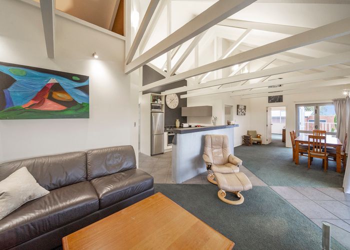  at 127 Wairau Road, Oakura