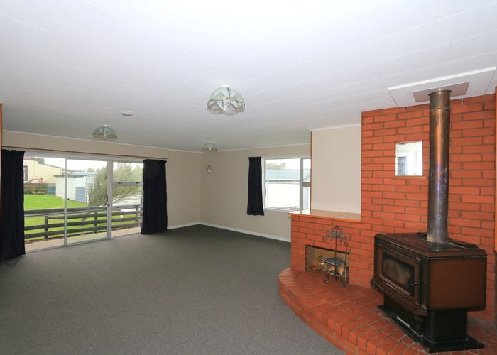  at 5 Bay View Road, Woodend, Invercargill