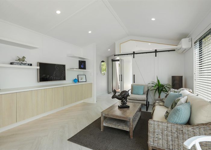  at 61 Wakefield Avenue, Sumner, Christchurch
