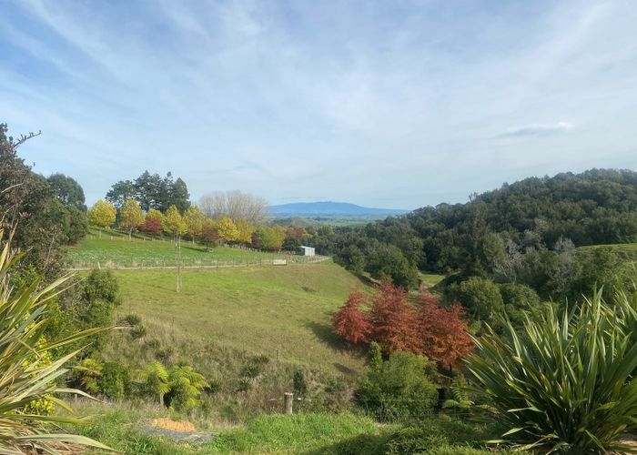  at 82 Tirohanga Road, Rotoorangi, Cambridge