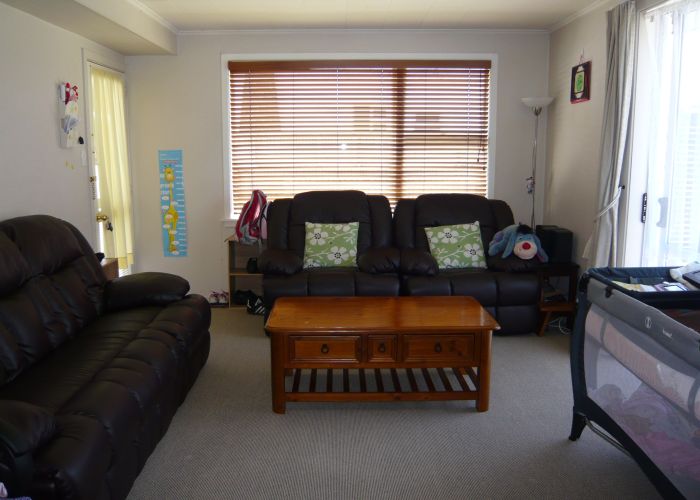  at 2/11 Amyes Road, Hornby, Christchurch