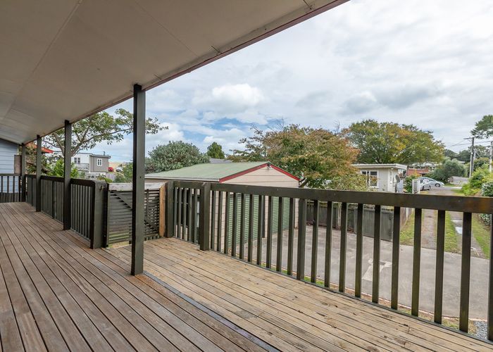  at 16A Alexander Road, Raumati Beach, Paraparaumu