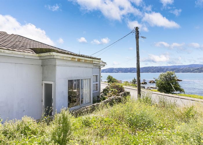  at 455 Karaka Bay Road, Karaka Bays, Wellington