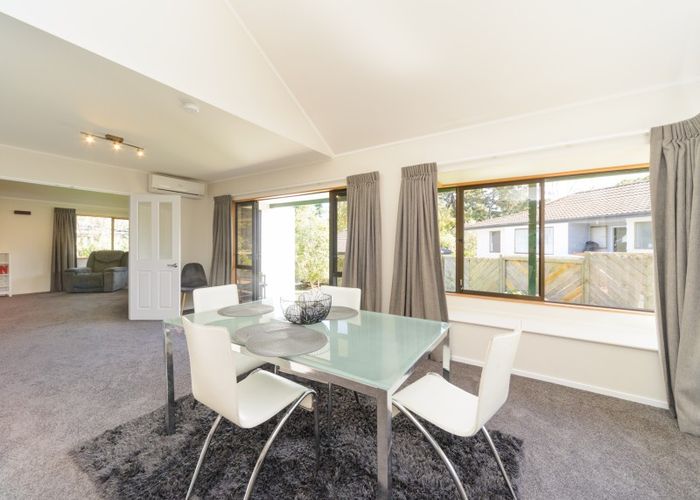  at 8 Guernsey Place, Fitzherbert, Palmerston North