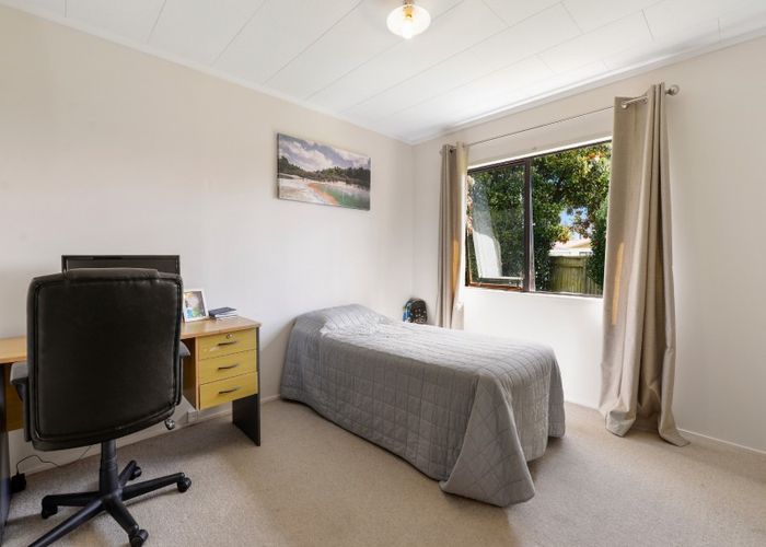  at 13 Aspen Place, Owhata, Rotorua