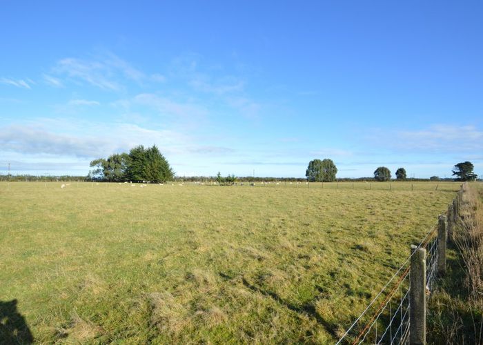  at 32 North Makarewa Grove Bush Road, Branxholme, Invercargill