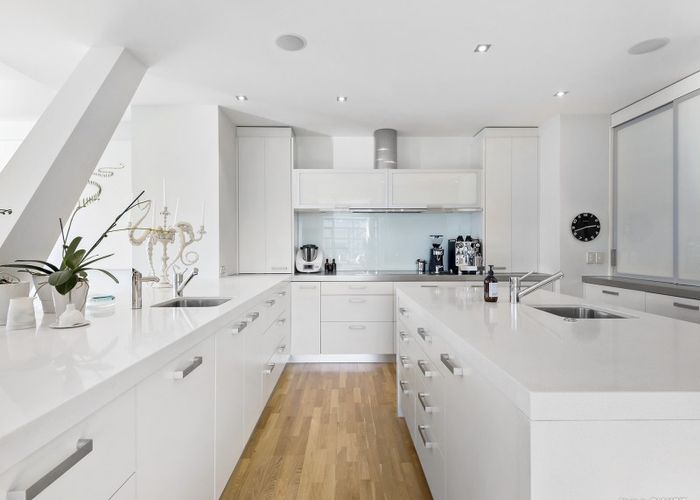  at 402/22 Herd Street, Te Aro, Wellington