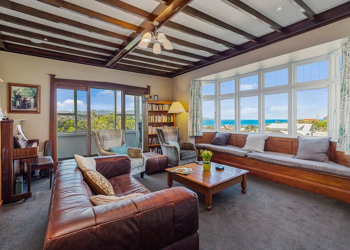  at 68 Queens Drive, Lyall Bay, Wellington
