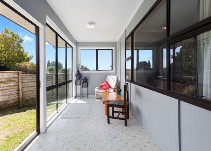  at 4 Pioneer Place, Matata, Whakatane