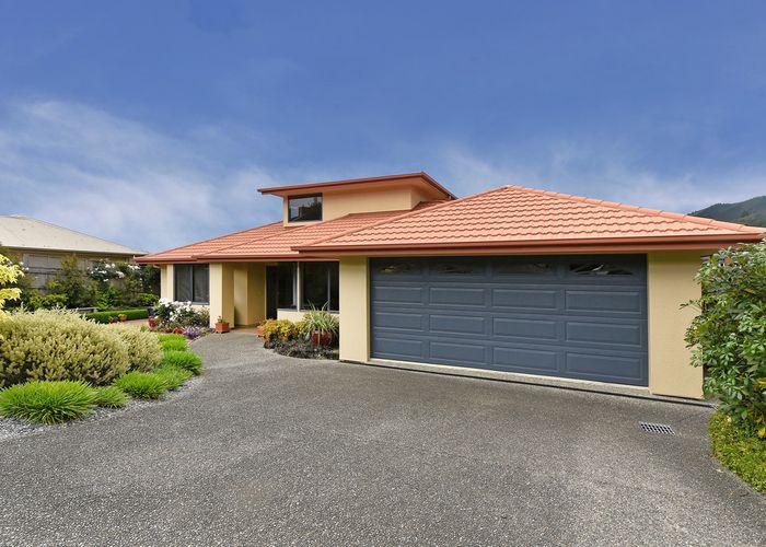  at 68 Washbourn Drive, Richmond