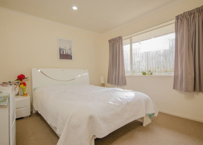  at 62 Brookwood Drive, Henderson, Auckland