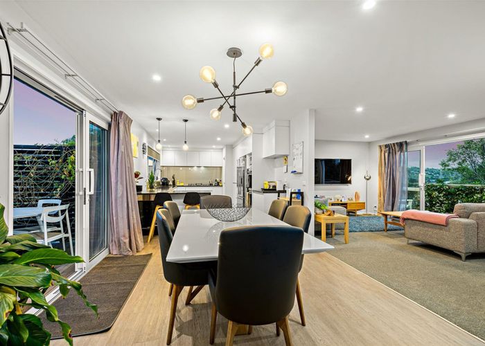  at 23 Helleur Road, Massey, Auckland