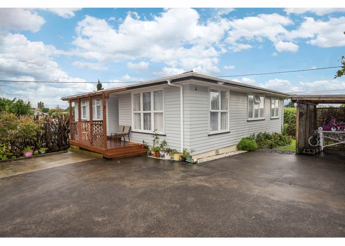  at 10 Copley Street, New Lynn, Auckland