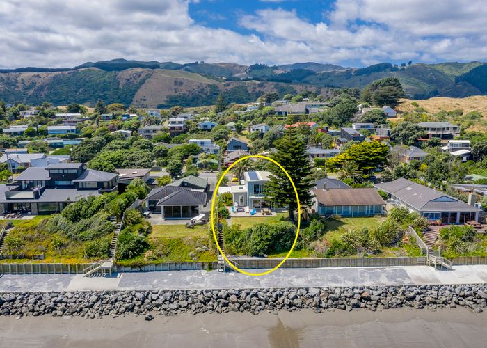  at 96 The Esplanade, Raumati South, Paraparaumu