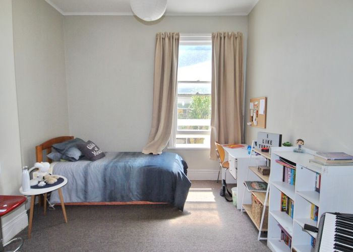  at 180 Ohiro Road, Brooklyn, Wellington