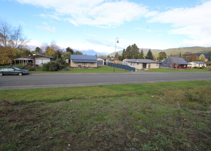  at 13 Muriwai Drive, Manapouri, Manapouri