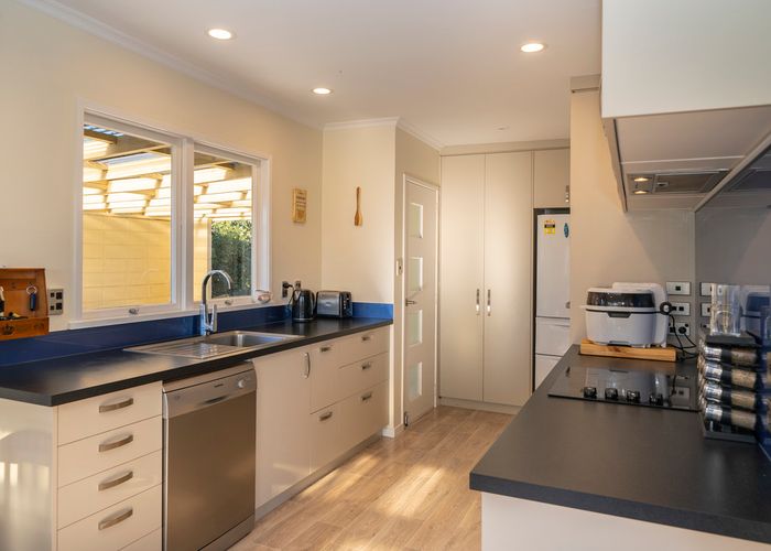  at 9 Marlborough Crescent, Richmond