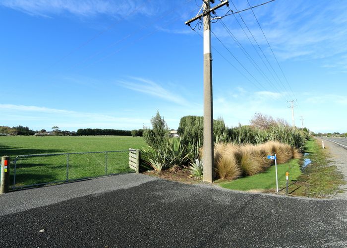  at 42 Steel Road, West Plains