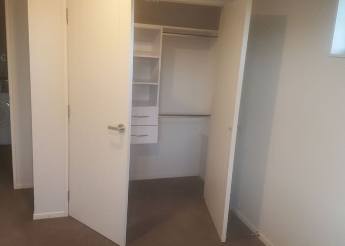  at 44 Namsan Close, Fairview Heights, Auckland