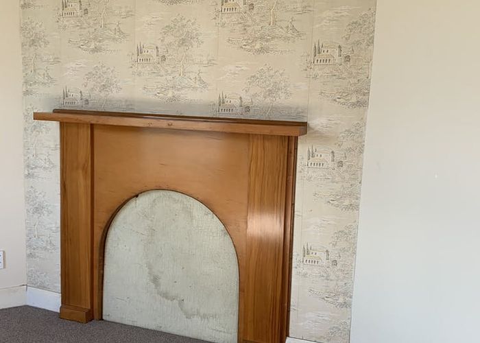  at 805 Queen Street West, Saint Leonards, Hastings