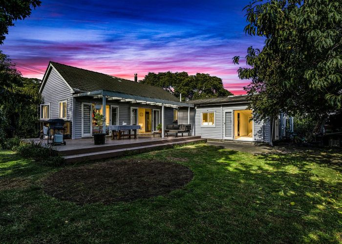  at 5 Canal Road, Avondale, Auckland