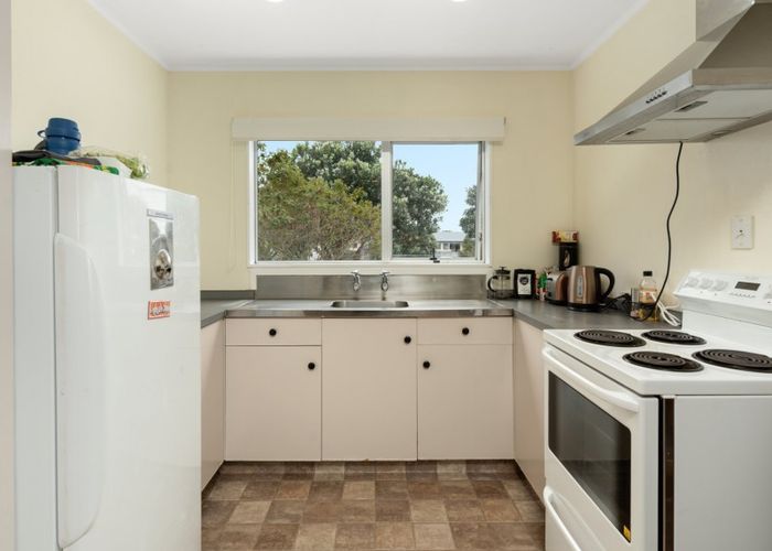  at 3B Redditch Place, Papamoa Beach, Papamoa