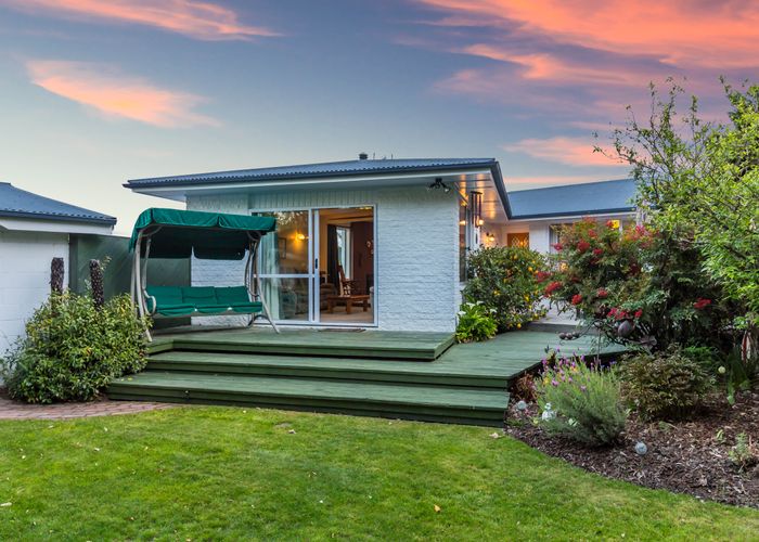  at 25 Dunster Street, Burnside, Christchurch