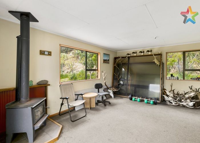  at 199 Coast Road, Wainuiomata, Lower Hutt