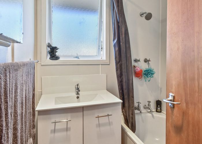  at 12 Huia Street, Waiuku, Waiuku