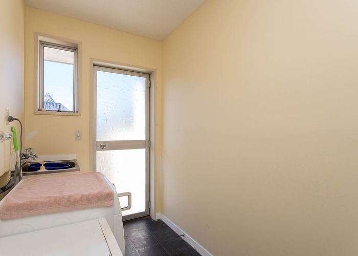  at 2/28 Konini Street, Riccarton, Christchurch