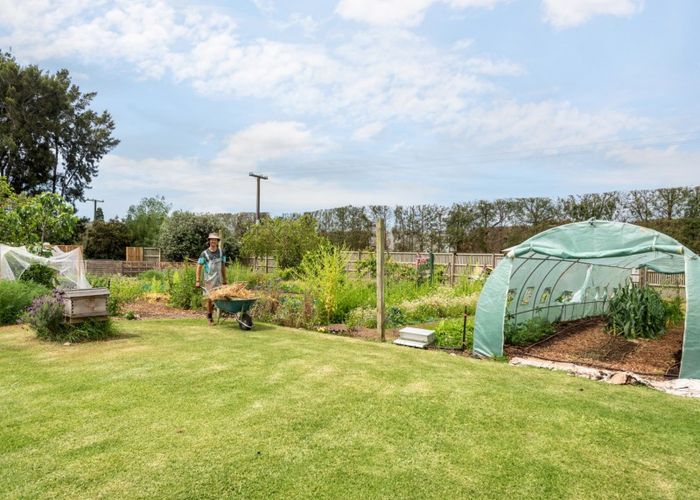  at 10 Waikari Road, Tauranga