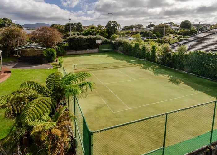  at 32 Golf Road, Paraparaumu Beach, Paraparaumu