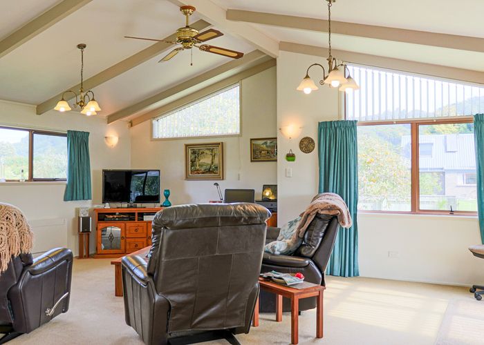  at 32 Nesbitt Street, Whakatane