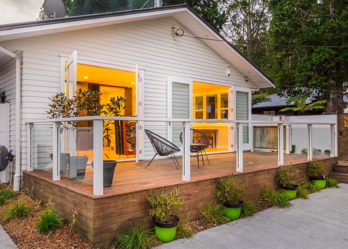  at 5 Tainui Road, Titirangi, Auckland