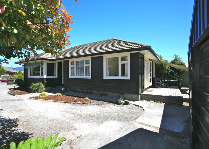  at 33 Evesham Crescent, Spreydon, Christchurch