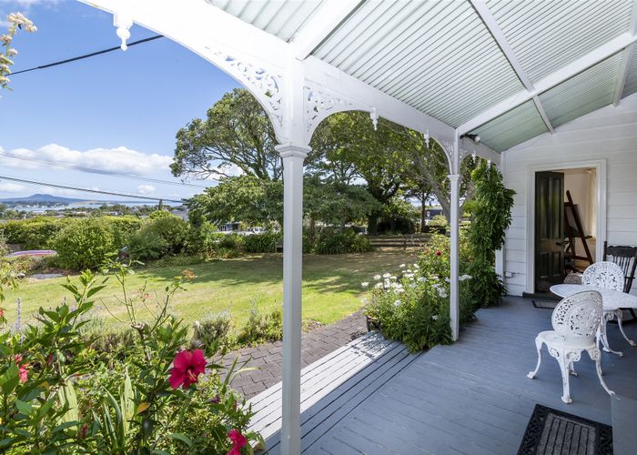  at 159 Bleakhouse Road, Mellons Bay, Auckland