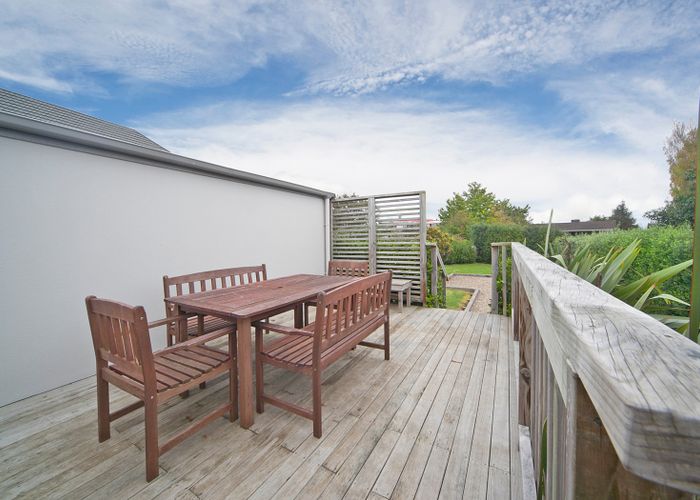 at 15 Sunset View Road, Panmure, Auckland