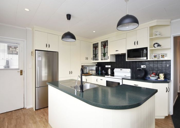  at 42 Willis Street, Grasmere, Invercargill