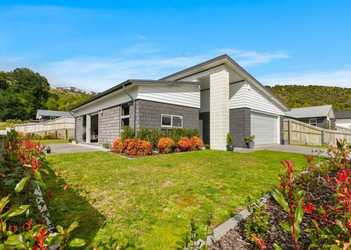  at 29 Rochfort Crescent, Pyes Pa, Tauranga