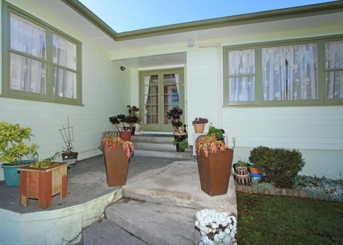  at 10 Isabel Grove, Wainuiomata, Lower Hutt