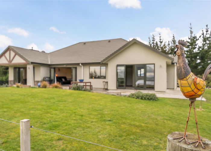  at 32 Kaitoke Loop Road, Kaitoke, Upper Hutt