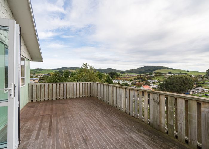  at 10 John Street, Riverton