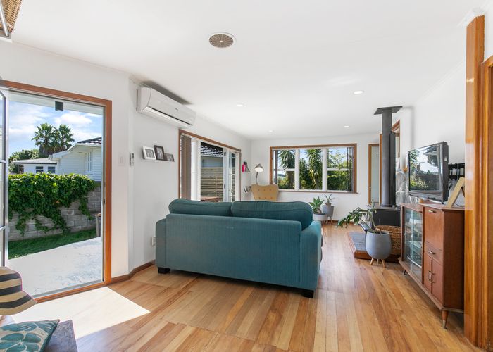  at 16 O'Connell Street, Manurewa, Auckland