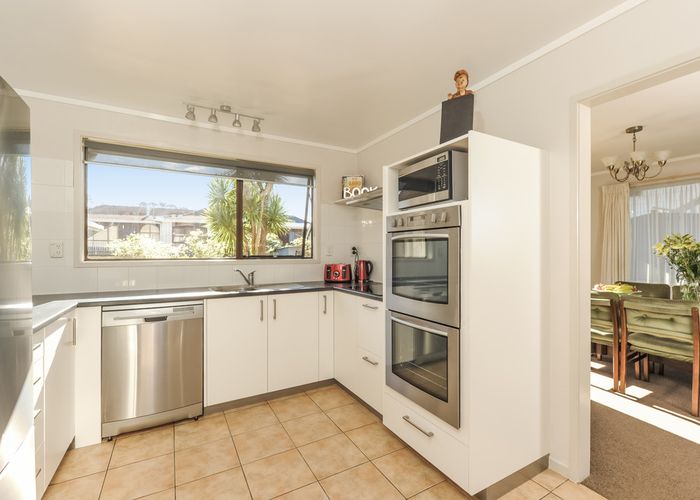  at 5 Mongorry Place, Mount Roskill, Auckland