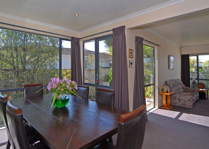  at 32 Lincoln Terrace, Hokowhitu, Palmerston North