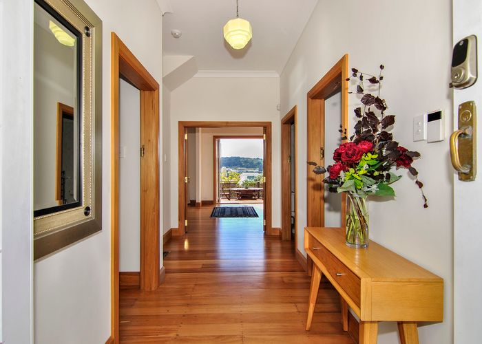  at 51 Thompson Street, Mount Cook, Wellington