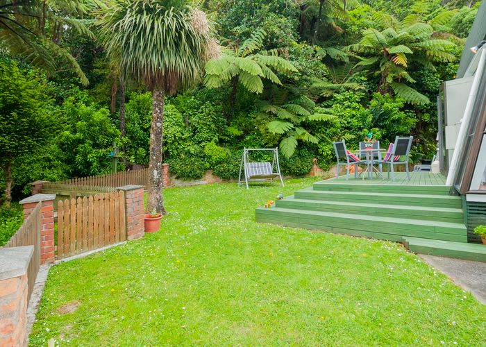 at 2/39 London Road, Korokoro, Lower Hutt