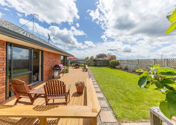  at 125 Pacific Drive, Fitzherbert, Palmerston North